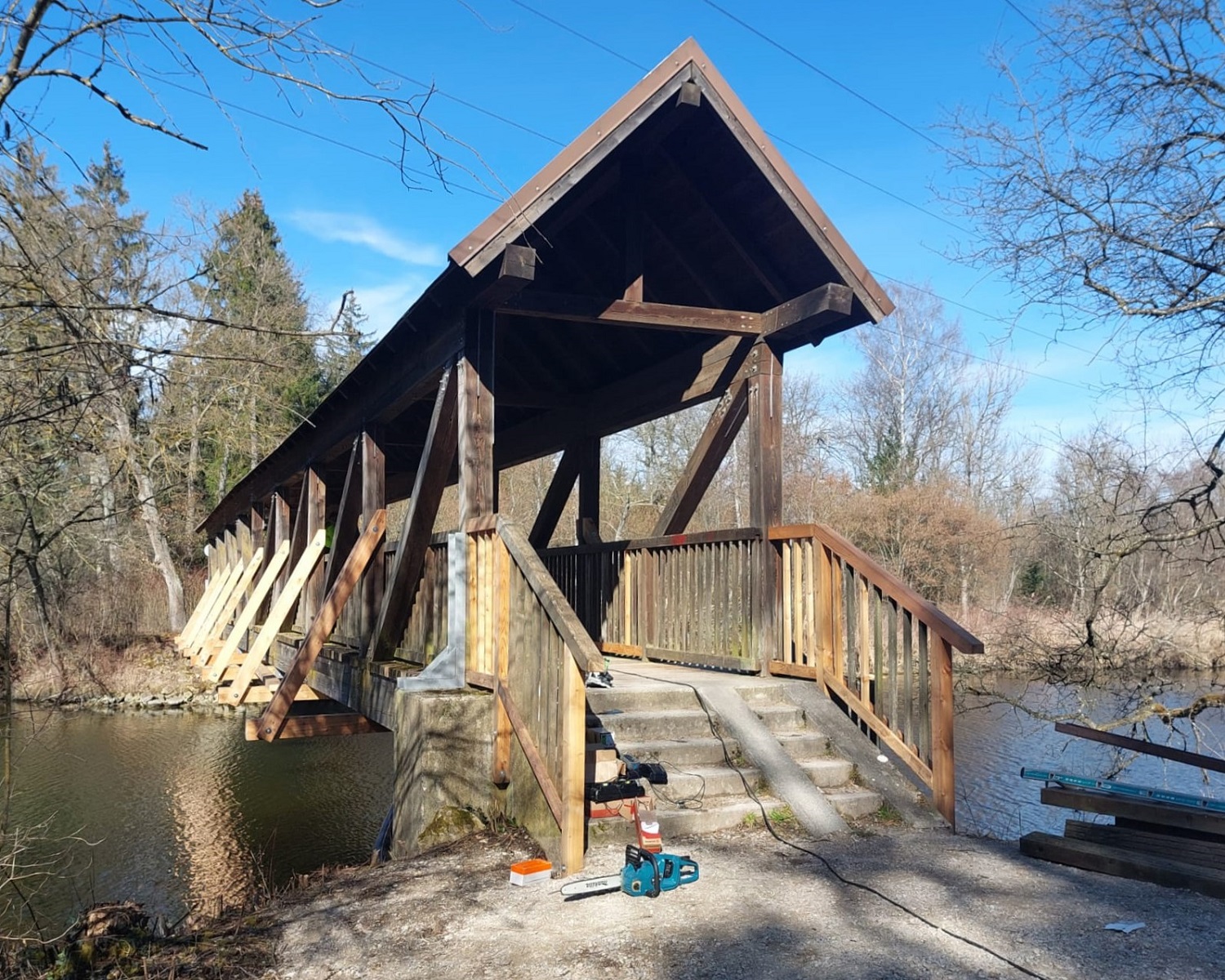 Ampersteg Weng in Fahrenzhausen